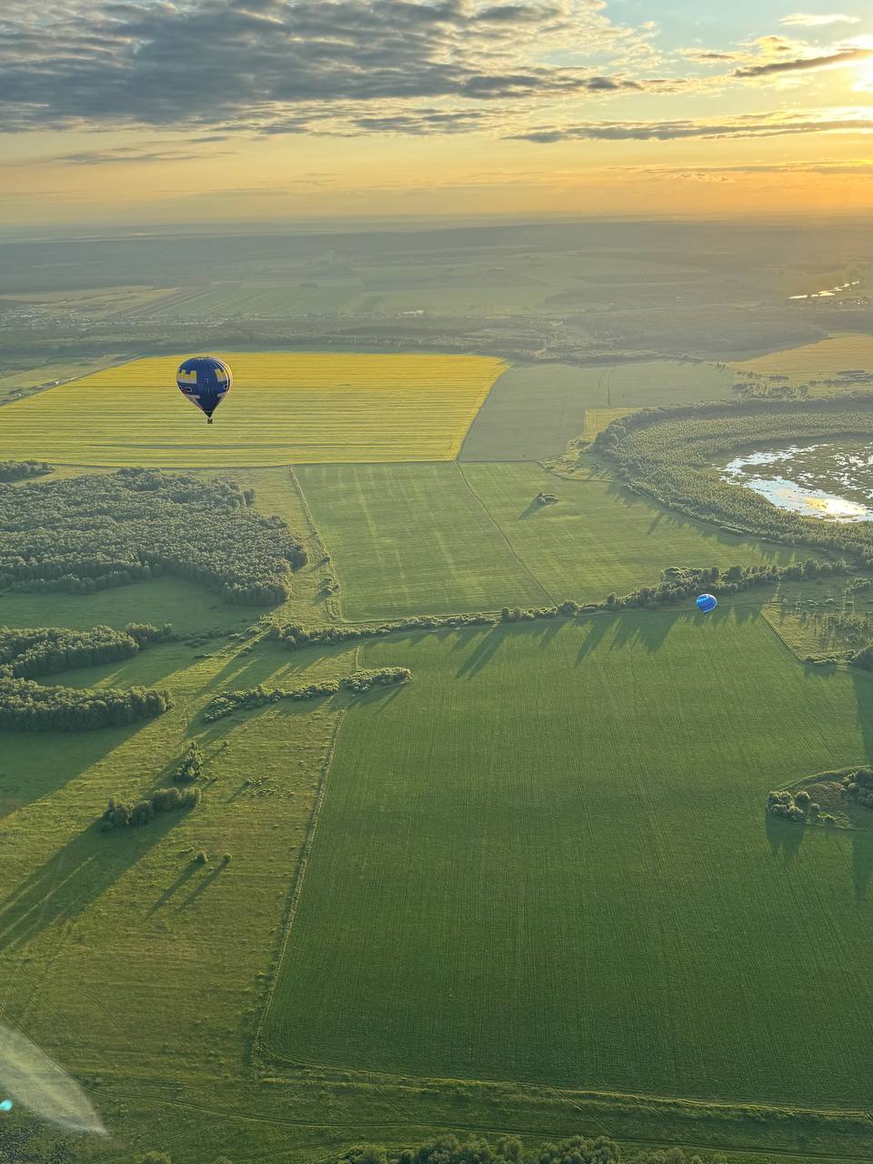Полет на воздушном шаре на большой высоте с панорамным видом